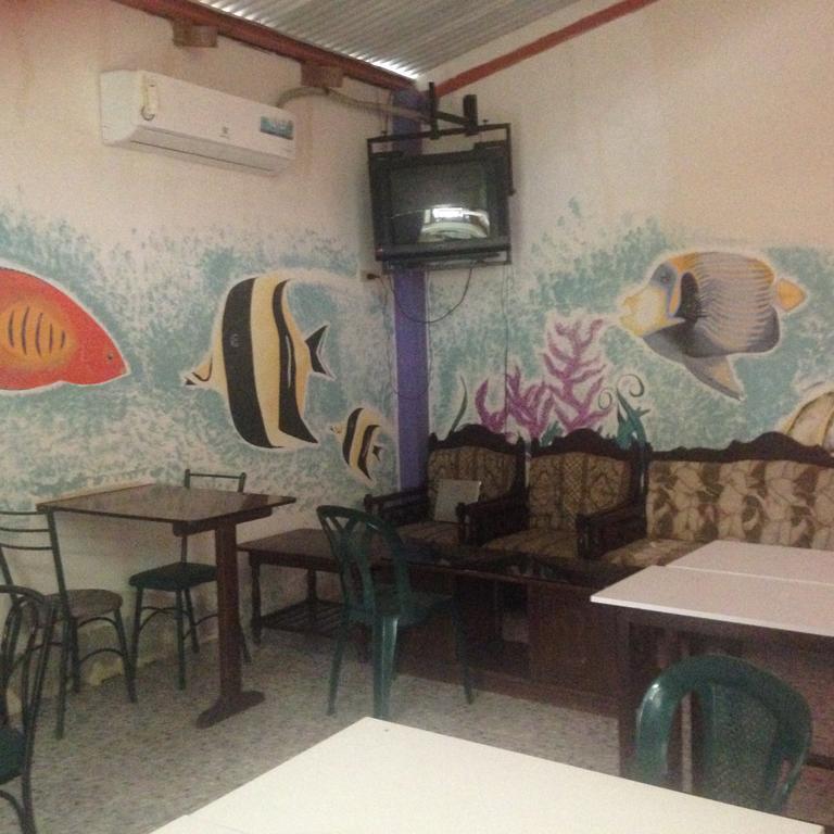 Hostal Camping Beach ซาลีนาส ภายนอก รูปภาพ