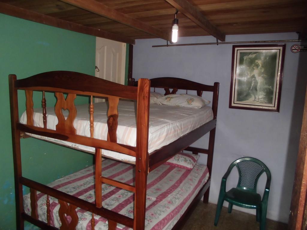 Hostal Camping Beach ซาลีนาส ภายนอก รูปภาพ